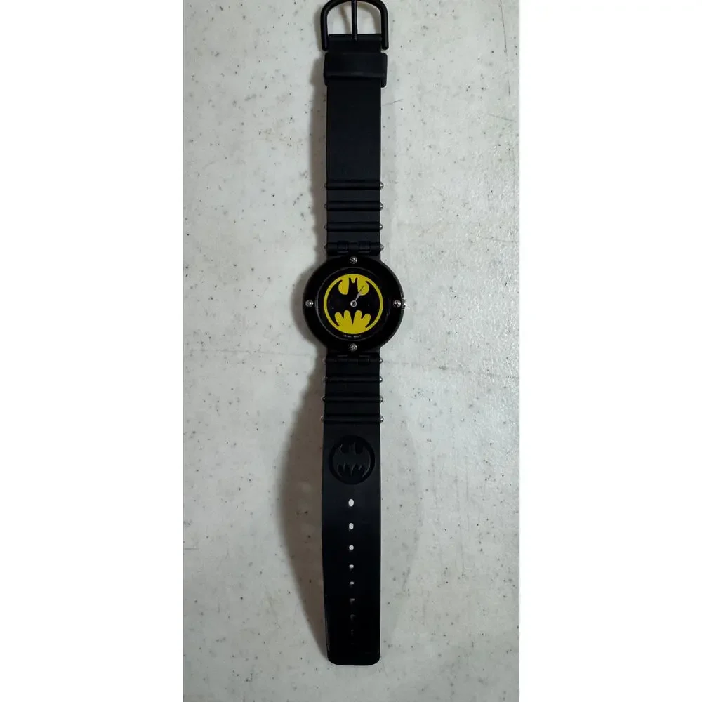 Vtg. Original 1989 Batman Wristwatch Quintel V102 Japan Move Silicone Band